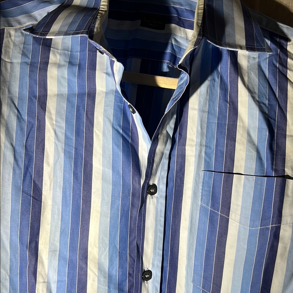 Paul Smith Men's Blue Striped Shirt 15.5-39